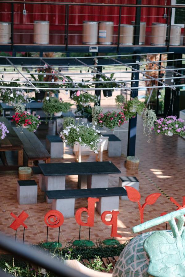 Kipbox Hotel Trang Exterior photo