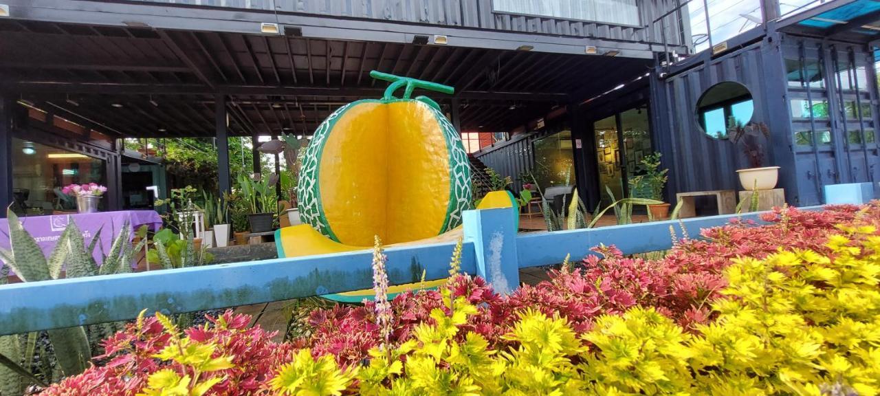 Kipbox Hotel Trang Exterior photo