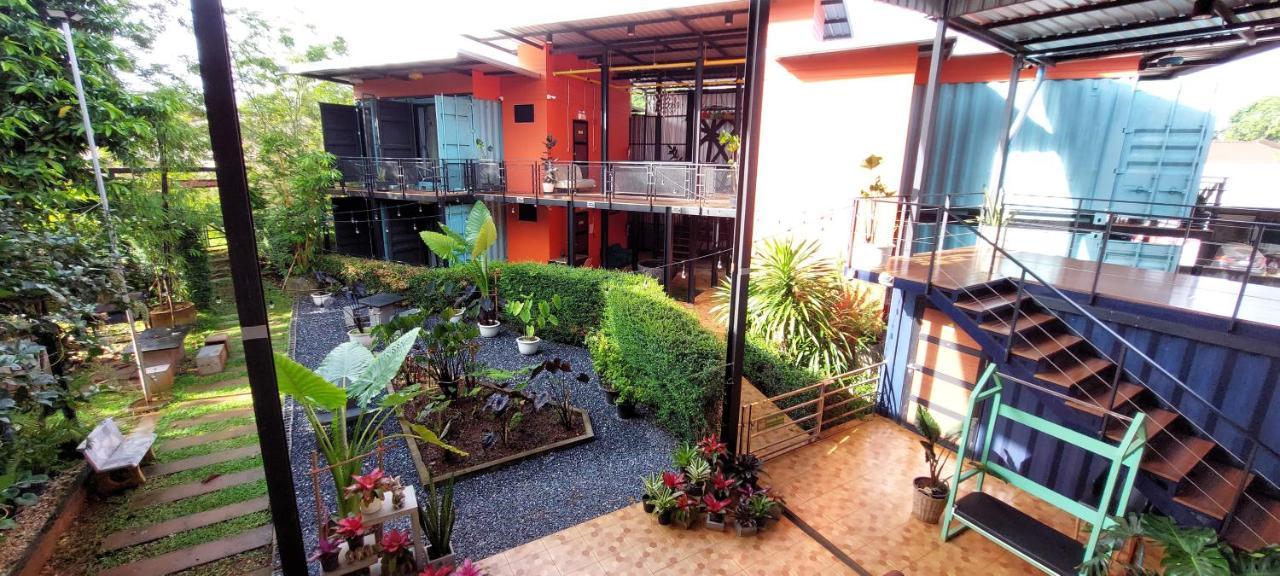 Kipbox Hotel Trang Exterior photo
