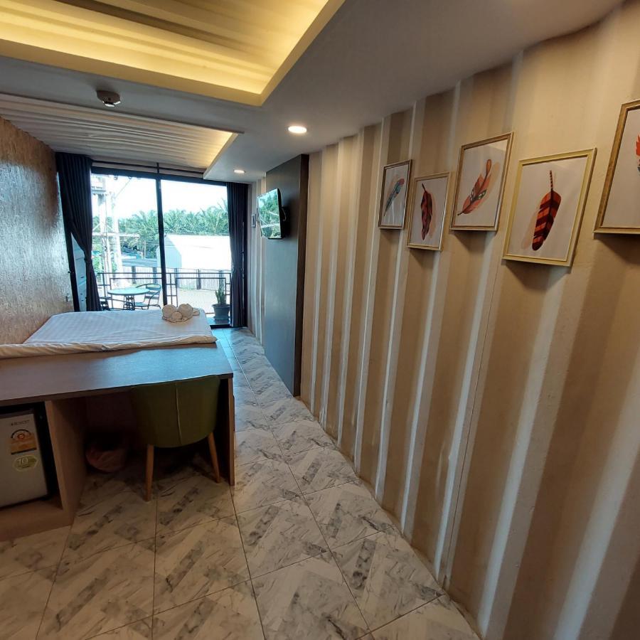 Kipbox Hotel Trang Exterior photo